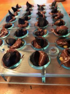 black-garlic-chocolate-nut-sweets