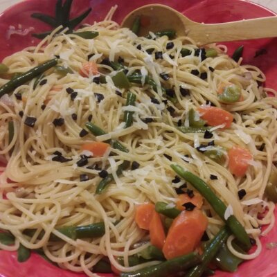 spaghetti-primavera-black-garlic